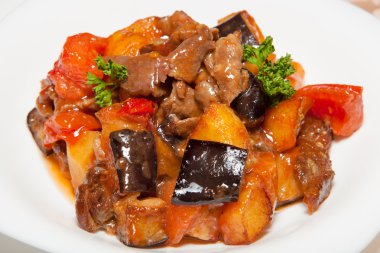 meze, salata, ana yemek