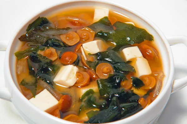 Sopa, sopa, comida saborosa, comida apetitnye, carne, verdes, pimentas, repolho, grão, sopa vegetal — Fotografia de Stock