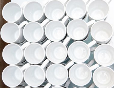 tabak, bardak, bardak, kahve makinesi ve çay lekesi, su ısıtıcı, çay demir