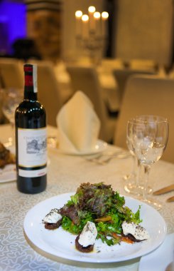 Akşam yemeğinde Restoran, akşam için iki, tatil akşam yemeği, akşam yemeği otelde, sofra