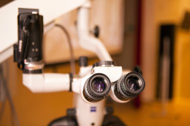 Stomatoloji donanımları, stomatologist