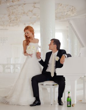 Düğün, gelin ve damat, aşk