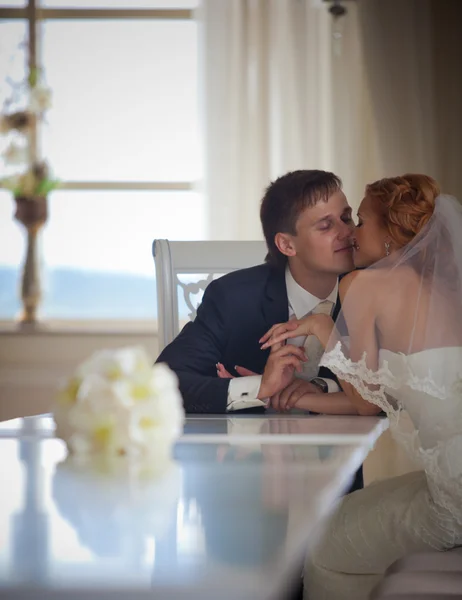 Nuntă, mireasă și mire, dragoste — Fotografie, imagine de stoc