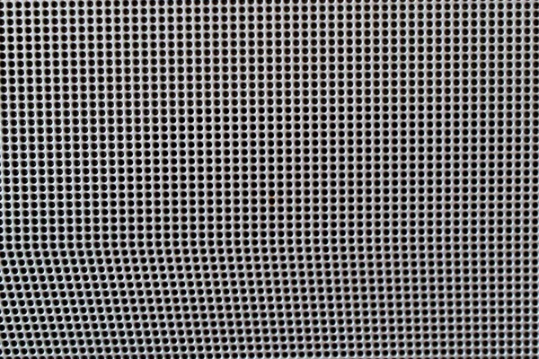 Ses hoparlörü için TV dolabında delikler