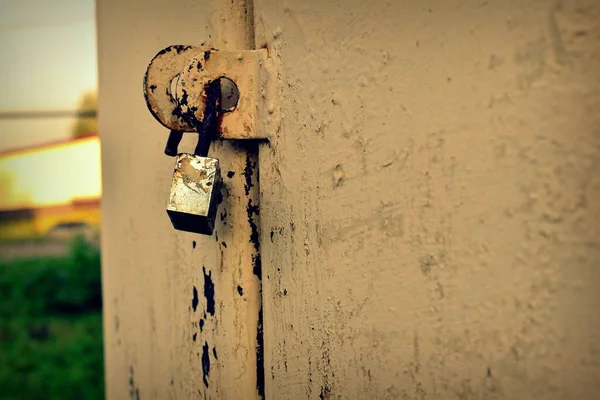 Rusty Lock Door — Stock Photo, Image