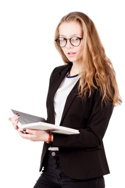 Öğrenci sarışın kız resimleri ile izole kitap okumak