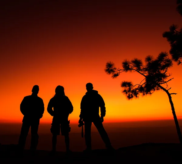 Group of man standing at Lom Sak Cliff , Thailand — Stock Photo, Image