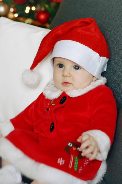 Karácsonyi baba a karácsonyfa háttér — Stock Fotó