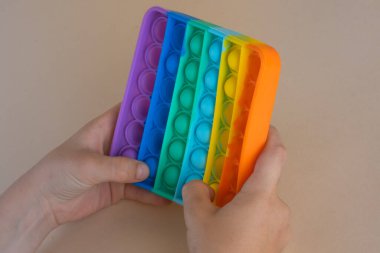 Poppit - yeni hareketli oyuncak