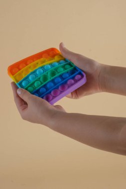 Poppit - yeni hareketli oyuncak