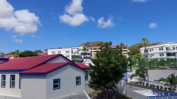 Philipsburg Sint Maarten April Blick Auf Bunte Häuser Und Berge — Stockvideo