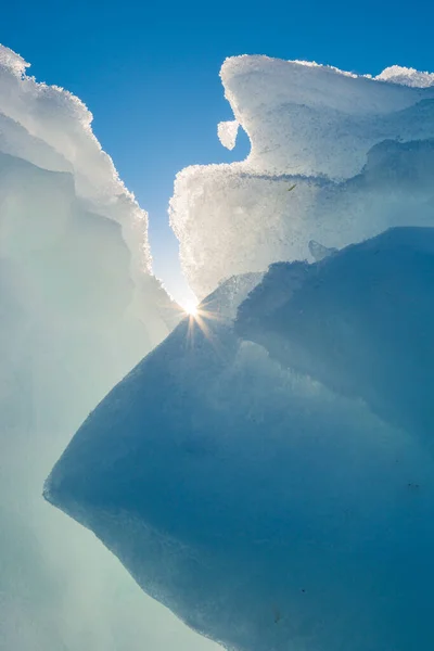 Παγόβουνο Στην Παγωμένη Θάλασσα Γροιλανδία — Φωτογραφία Αρχείου