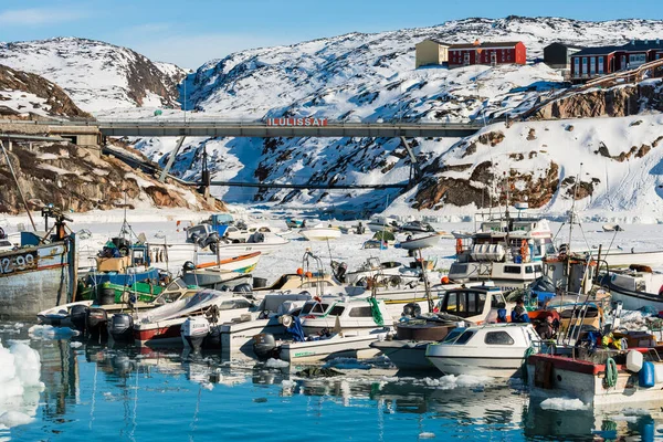 Αλιευτικά Σκάφη Στο Λιμάνι Ilulissat — Φωτογραφία Αρχείου
