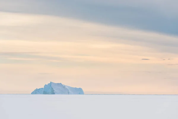 Isberg Fruset Hav Grönland — Stockfoto