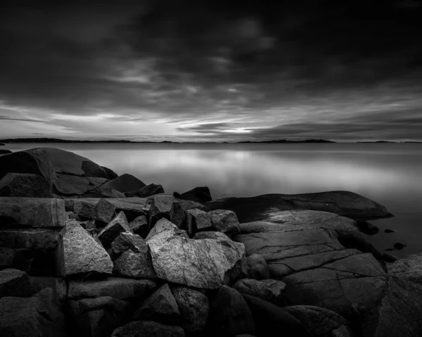 Uitzicht Rotsen Het Water Zeegezicht — Stockfoto