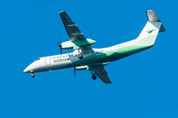 Landvetter havaalanına yaklaşan uçak, Gothenburg, İsveç