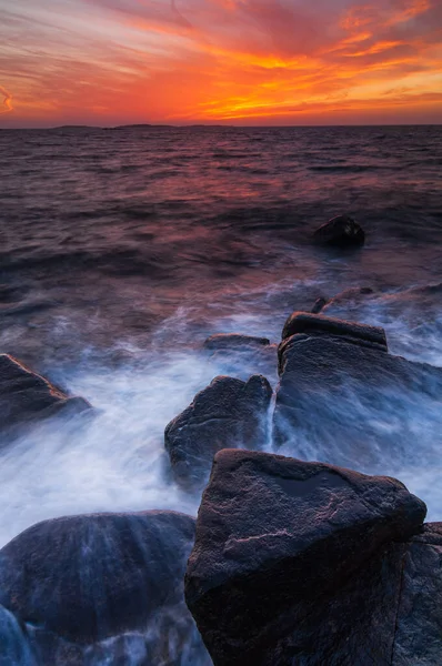 Schöner Farbenfroher Sonnenuntergang Der Küste — Stockfoto