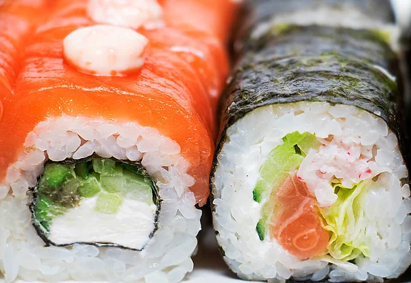 Varios Tipos Rollos Sushi Cerca — Foto de Stock