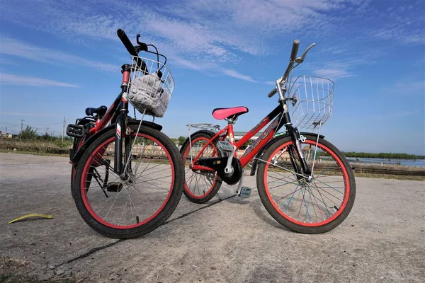 Bicicleta Que Crianças Usam Para Sair Todos Dias — Fotografia de Stock