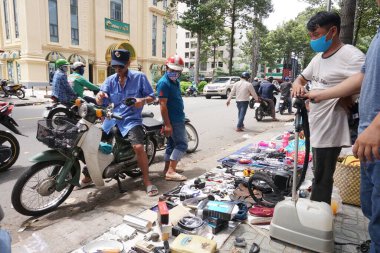 Ho Chi Minh şehrinde ikinci el market