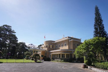 Kral Bao Dai 'nin sarayında çekilen sahneler