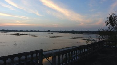 Kırsal alanda günbatımı