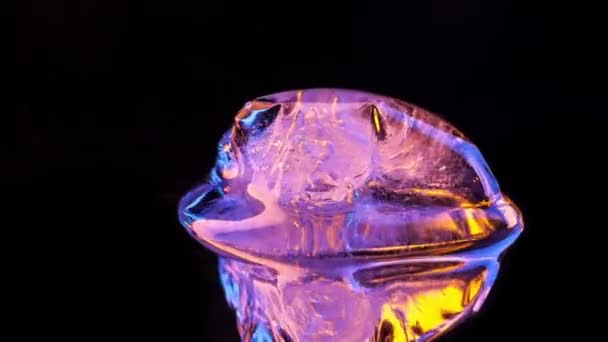 Derretimiento de hielo. Caducidad — Vídeos de Stock