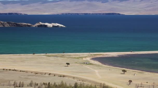 Vista panorámica de las islas del lago Baikal — Vídeos de Stock