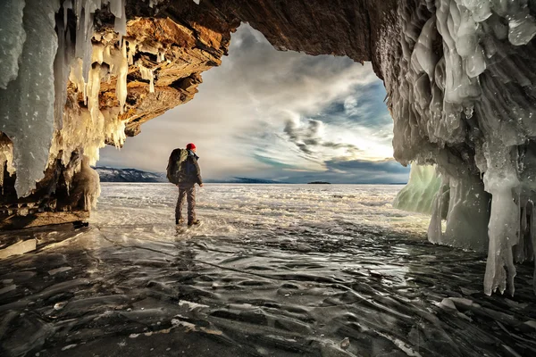 Senderismo de invierno — Foto de Stock