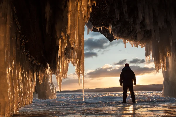 Winter hiking — Stock Photo, Image