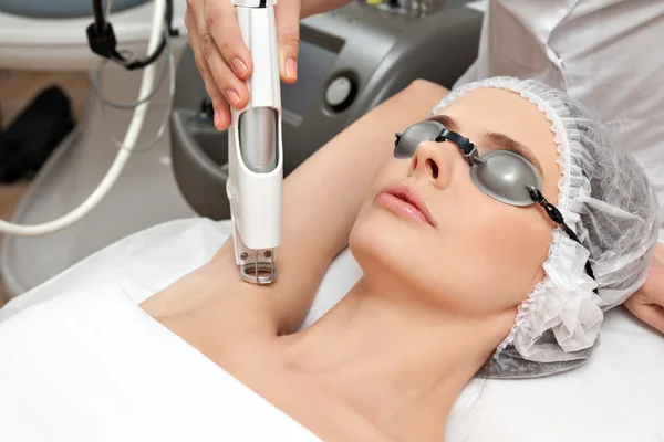 Kadında sağlıklı güzellik spa salonları
