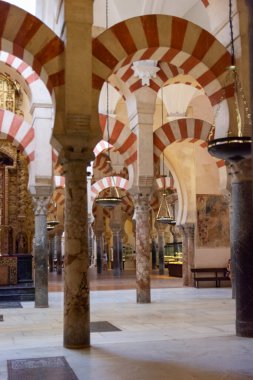 Etkileyici tarihi yapının güzel iç mekanı