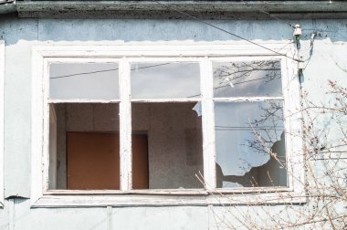 eski ev pencere