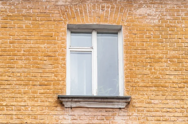 Window, bricks Old house — Stock Photo, Image