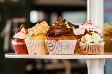 Ev yapımı tatlı pasta