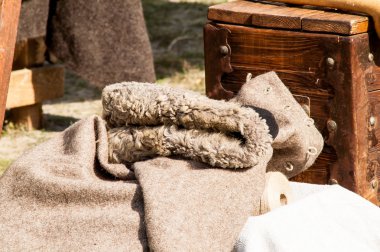 Antika Ahşap Antik göğüs