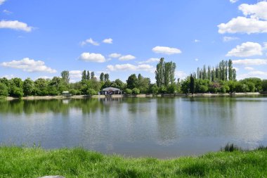 Gölün güzel güneşli gün