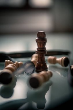 Satranç siyah kral parçası