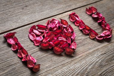 ahşap doku pembe potpuri yapılan başlık seviyorum