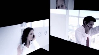 İş adamları telefonda atlıkarınca