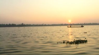 Balıkçı tekne Hindistan içinde