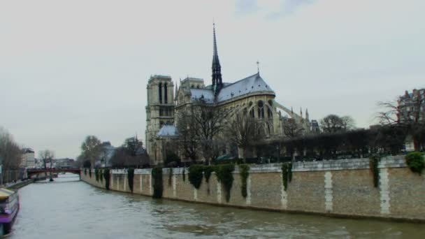 Paris 'teki Notre Dame — Stok video