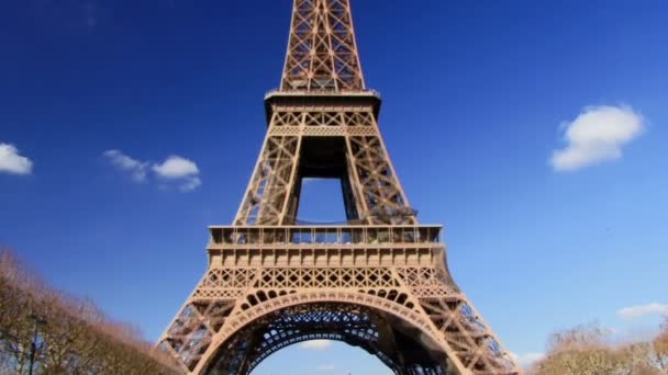 Wieża Eiffla w Paryżu — Wideo stockowe