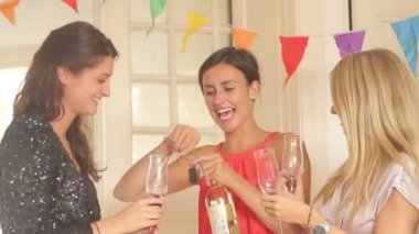 şarap şişe açılış