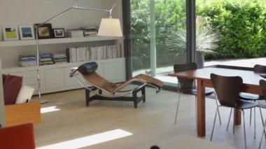 Çağdaş evde oturma odası