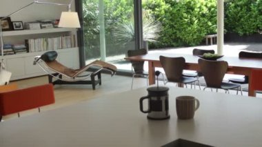 Çağdaş evde oturma odası