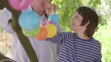 Adam ve ağaç dekorasyon çocuk