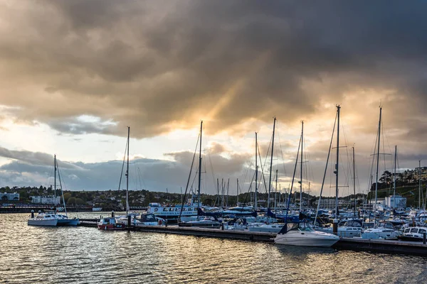 Puesta Sol Sobre Torquay Marina Torquay Devon Inglaterra Europa — Foto de Stock