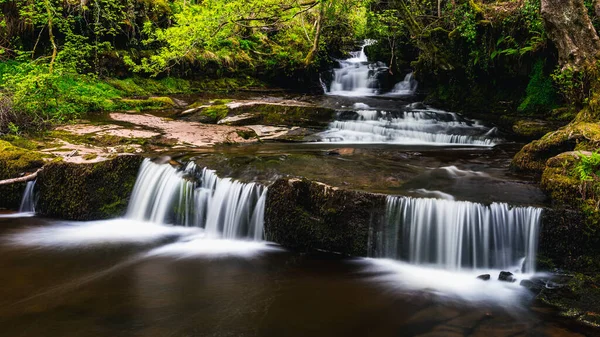 Mały Wodospad Drodze Blaen Glyn Wodospad Isaf Brecon Beacons Walia — Zdjęcie stockowe