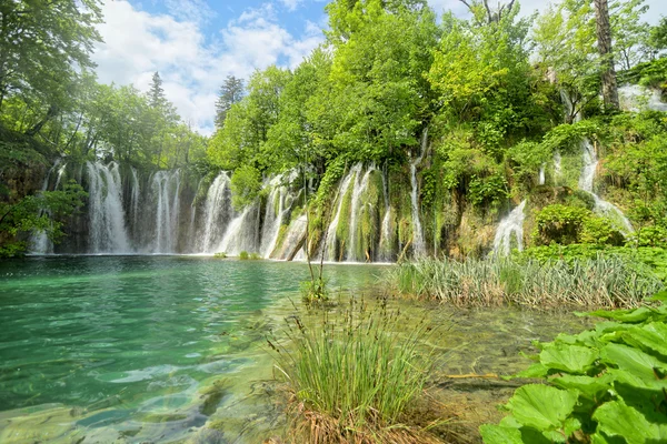 Lacs de Plitvice, CROATIE, EUROPE - Photo en HDR — Photo